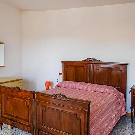 Awesome Apartment In Guardavalle With 2 Bedrooms And Wifi 아파트