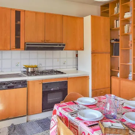 아파트 Awesome Apartment In Guardavalle With 2 Bedrooms And Wifi *