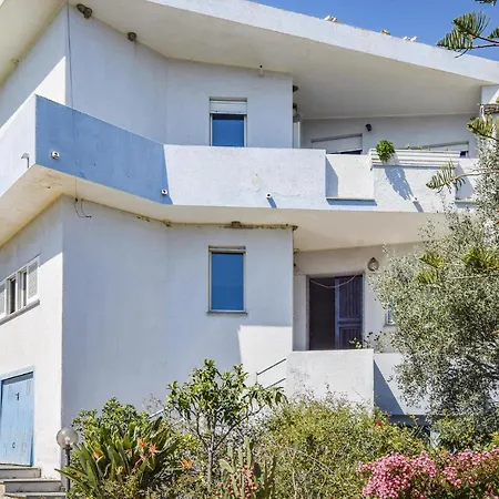 Awesome Apartment In Guardavalle With 2 Bedrooms And Wifi *