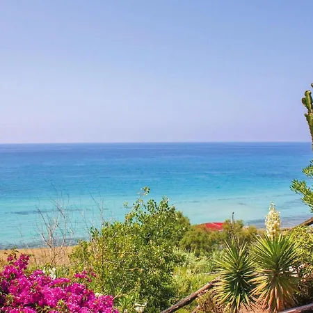 Awesome Apartment In Guardavalle With 2 Bedrooms And Wifi